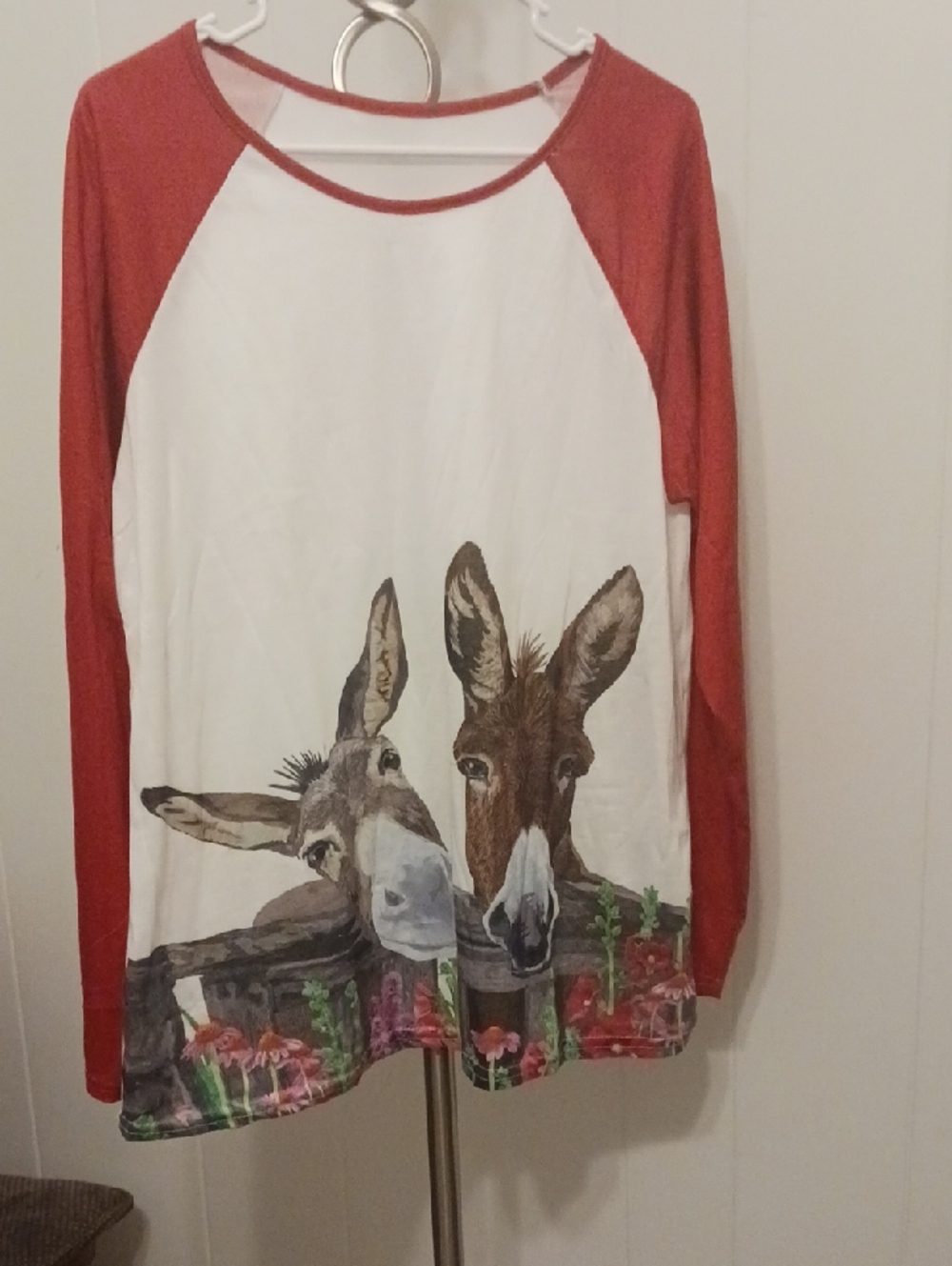 Women’s Donkey Graphic Tee - White & Red,2XL